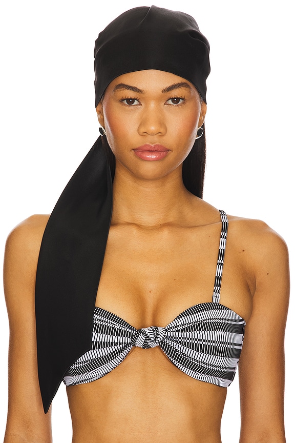 Eugenia Kim, Gigi Headscarf