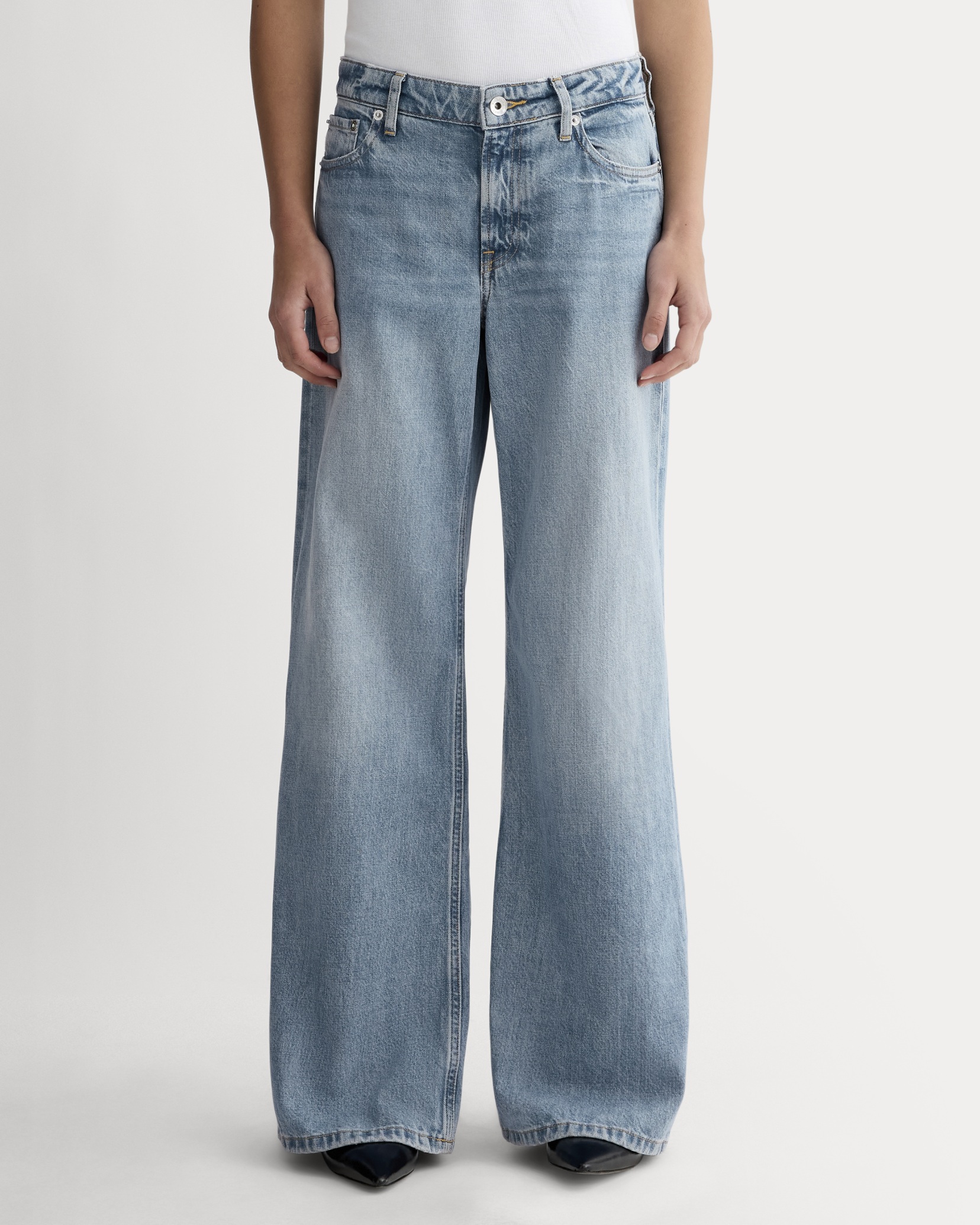 Everlane, The Low-Key Jean