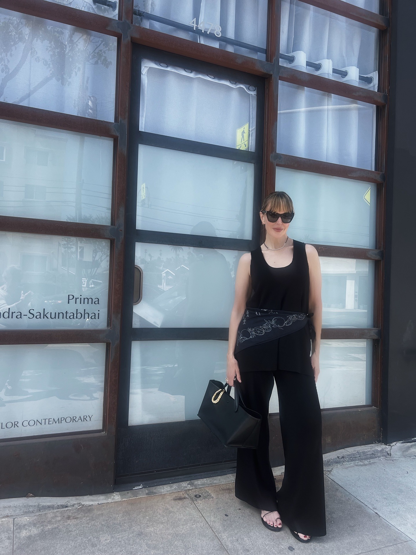 minimal style outfits