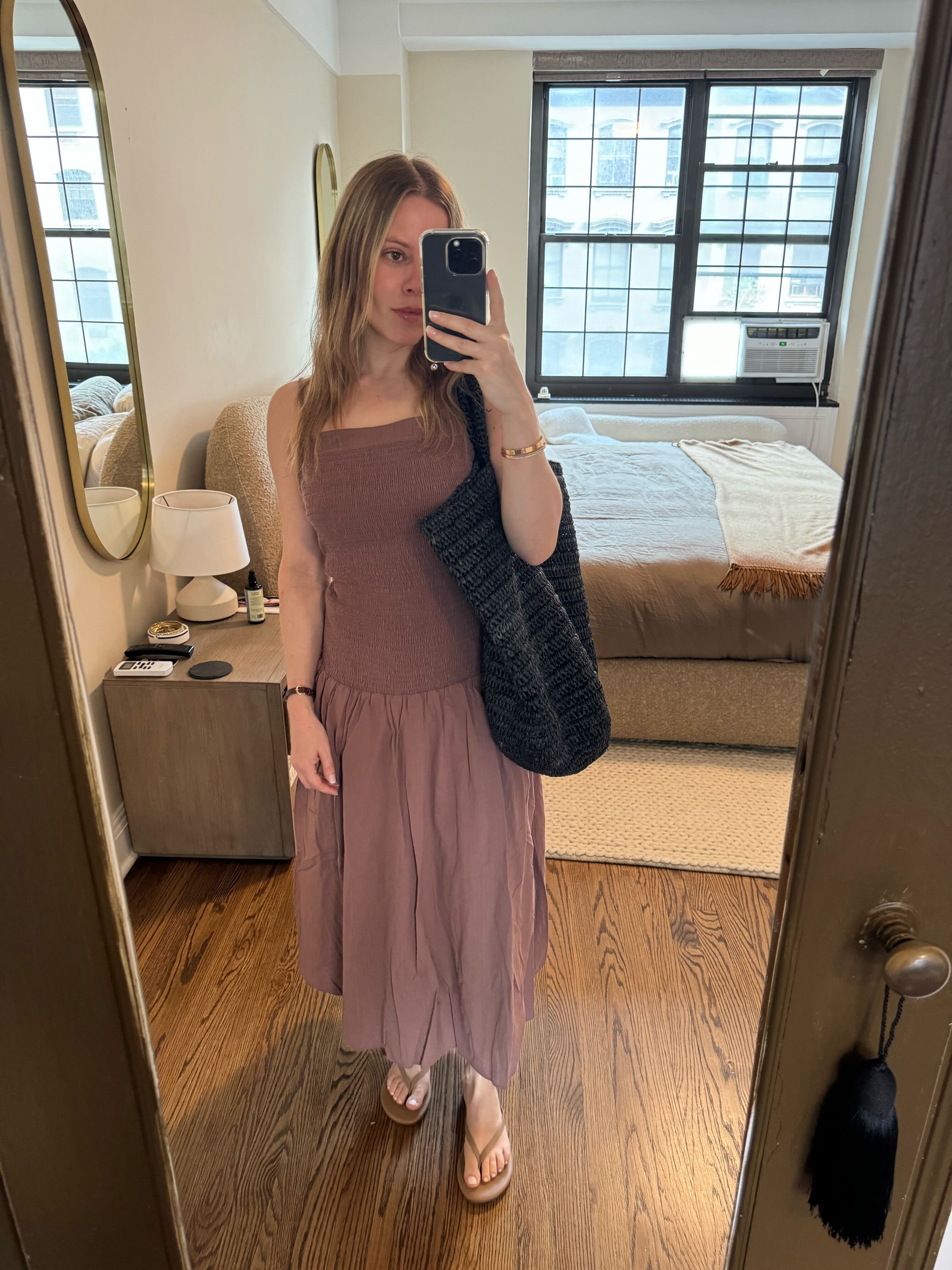 Nikki wears a new piece from Everlane's new summer collection.