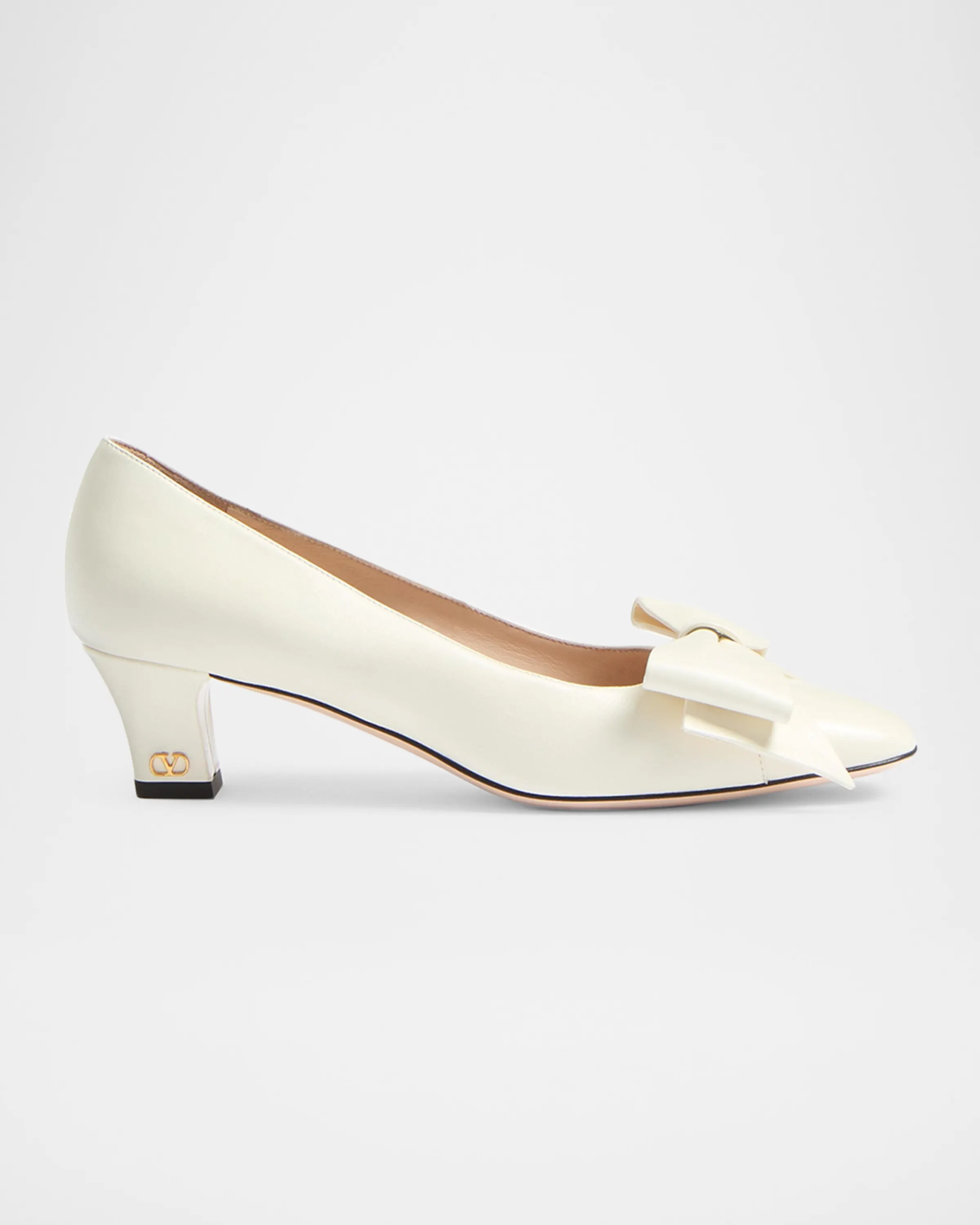 Valentino Garavani, Bowow Leather Pumps