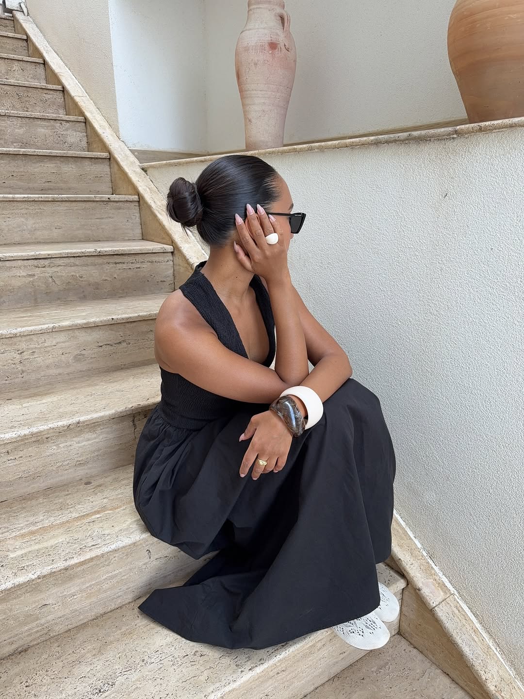 woman wearing bangles early fall 2025 fashion trends