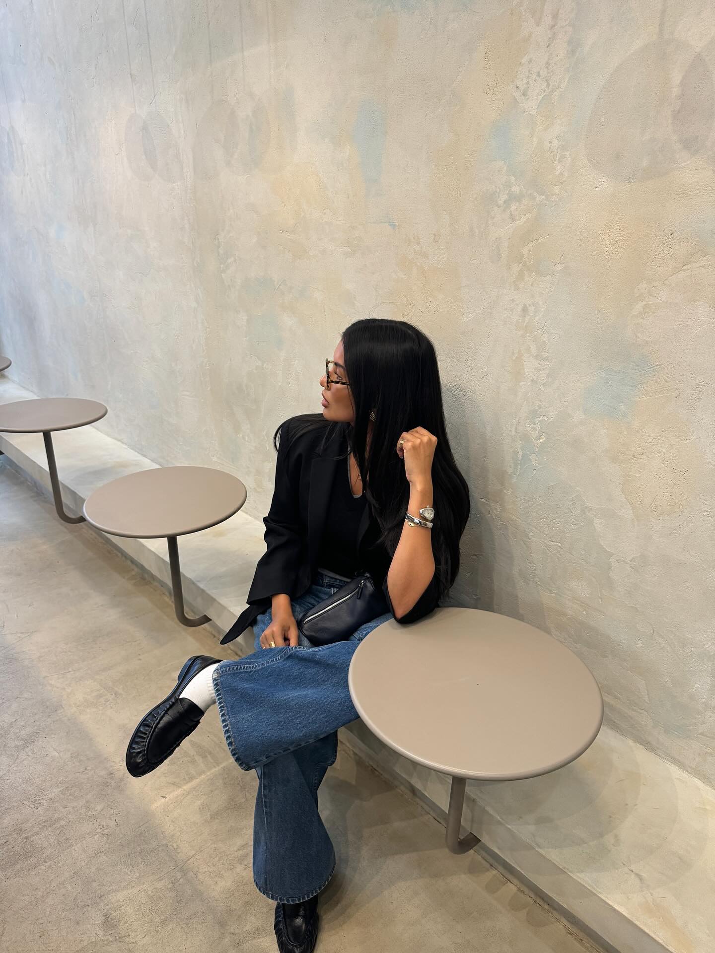 woman wearing fall loafer outfit idea 2025