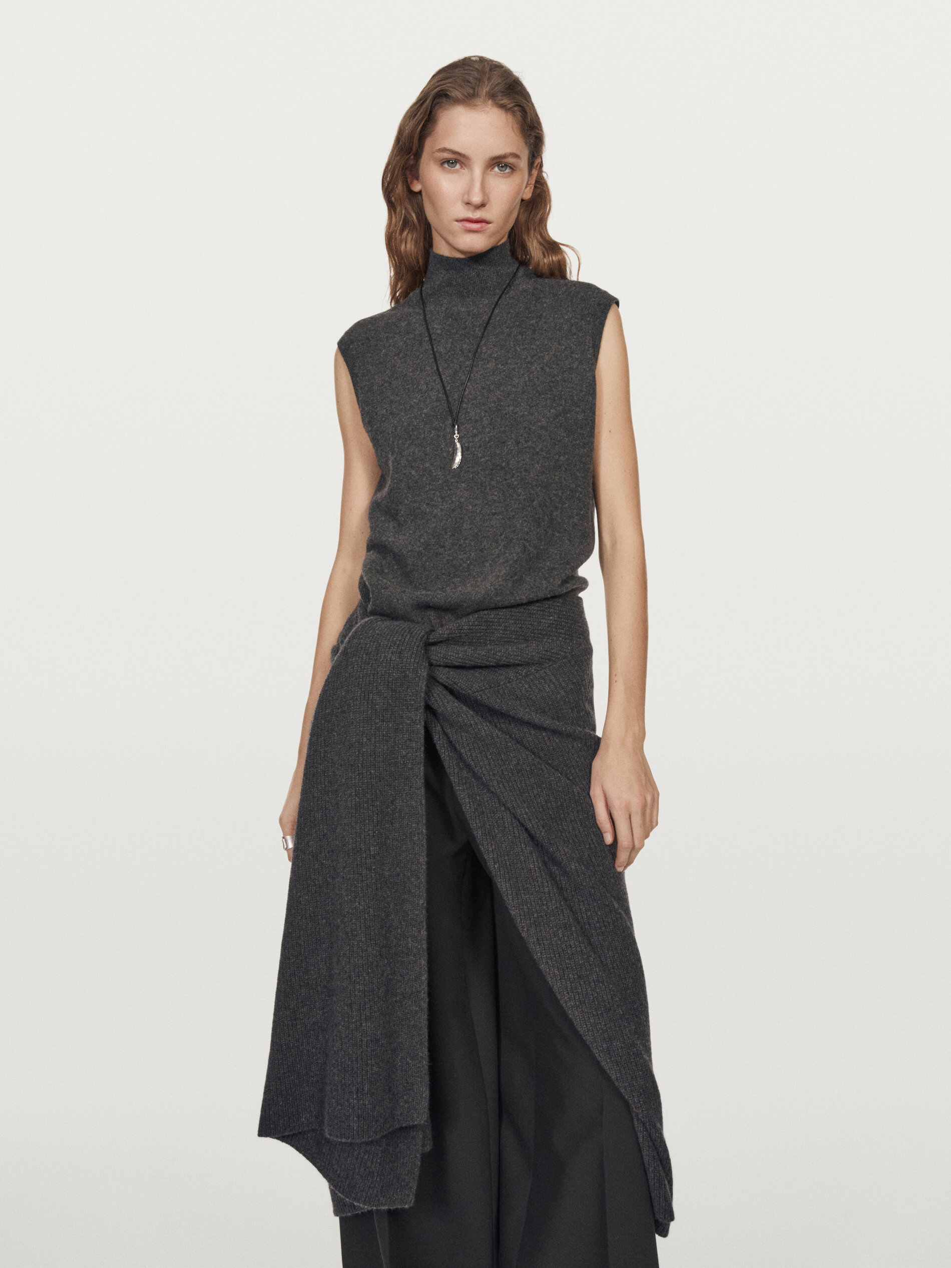 100% Cashmere Knit Vest