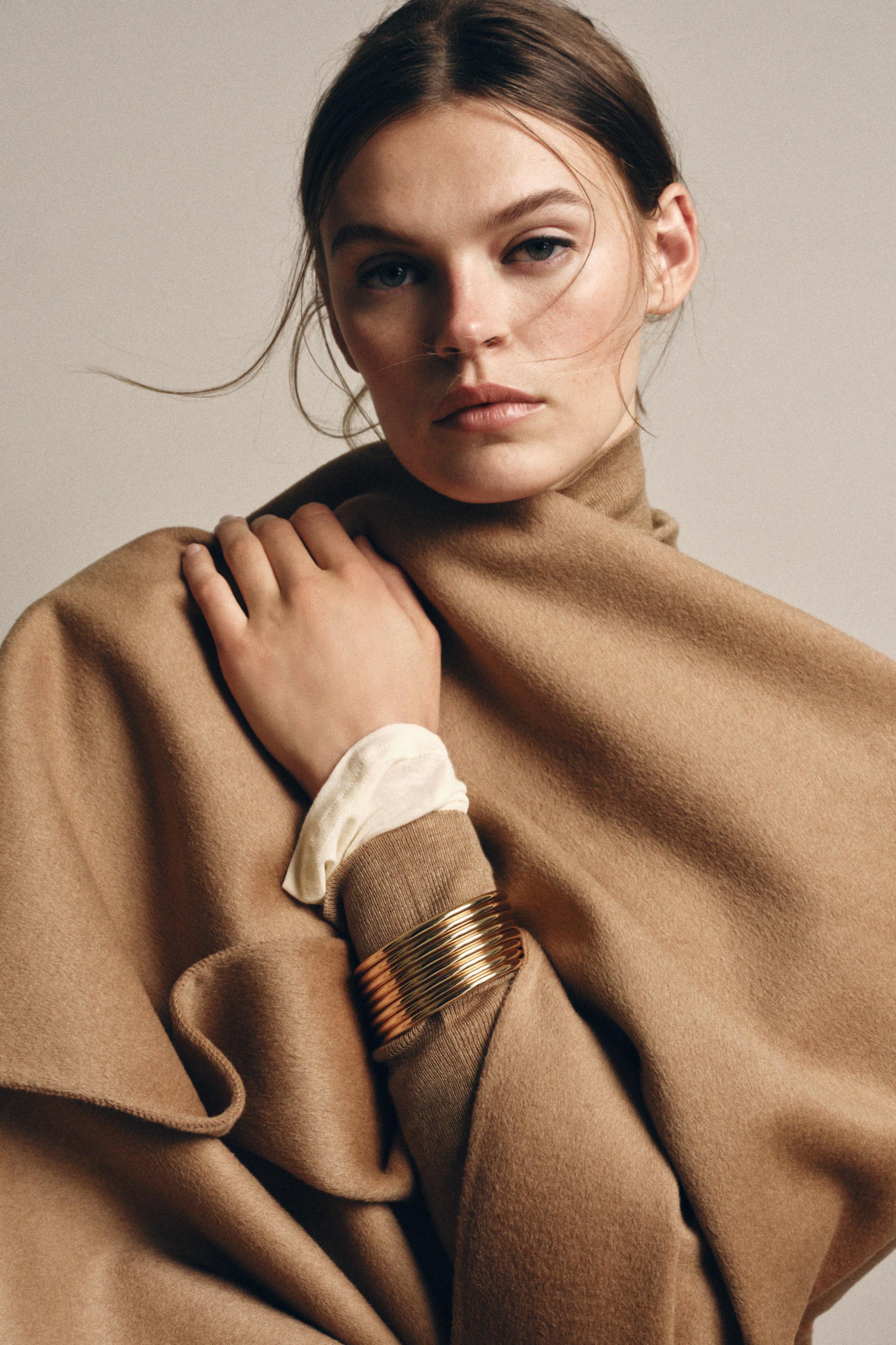 Pack of Metal Bracelets