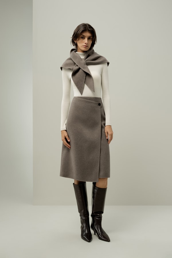 Adjustable Silk-Wool Scarf