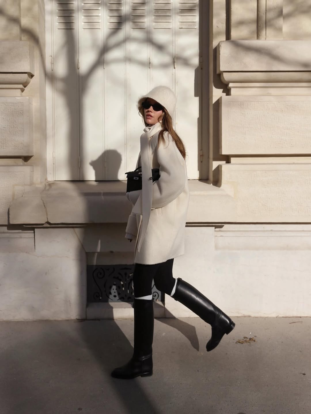 Woman in London wearing outfit idea for 2026.