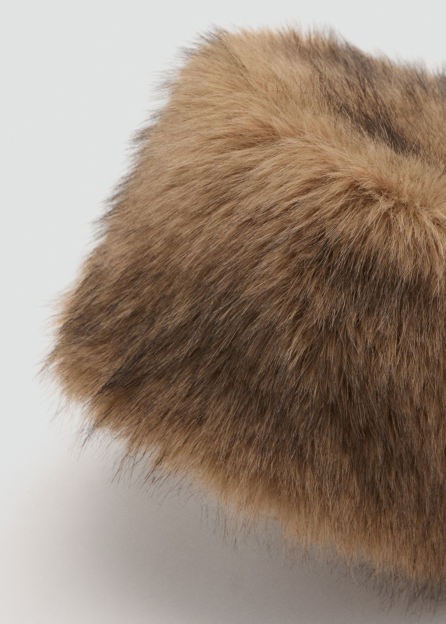 Faux-Fur Beanie - Women | Mango Usa