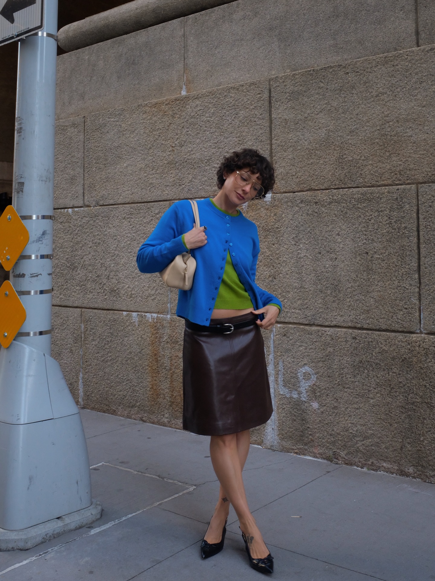 @alyssainthecity wearing colored T-shirts under sweaters