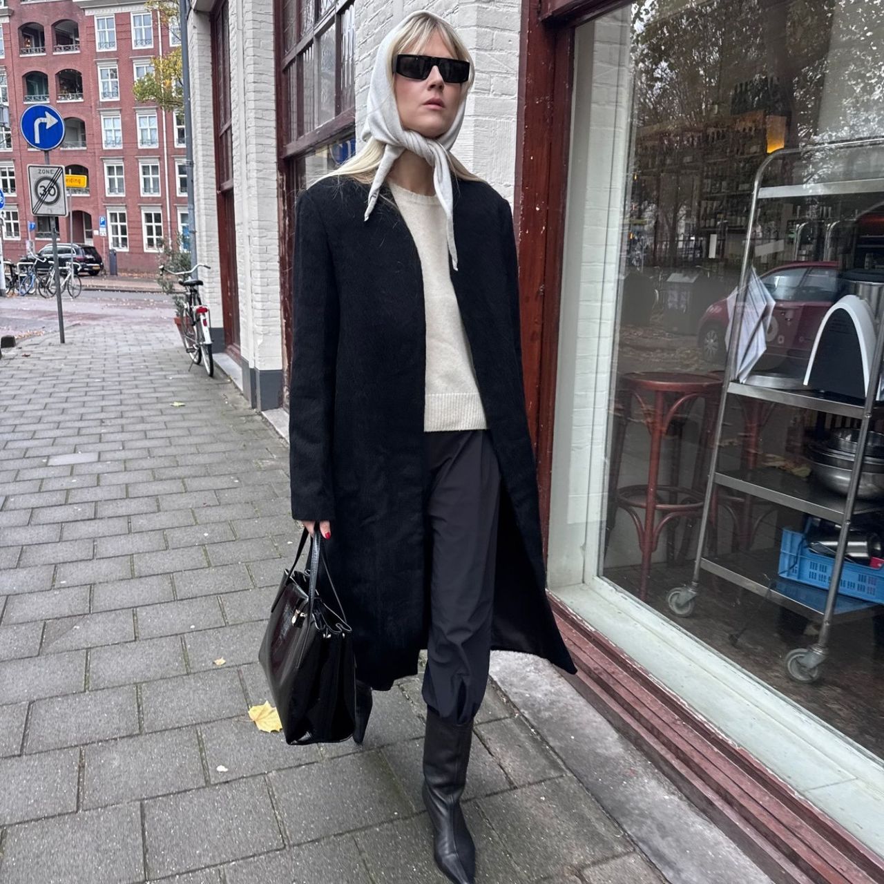 @lindatol_ showcasing winter outfit ideas