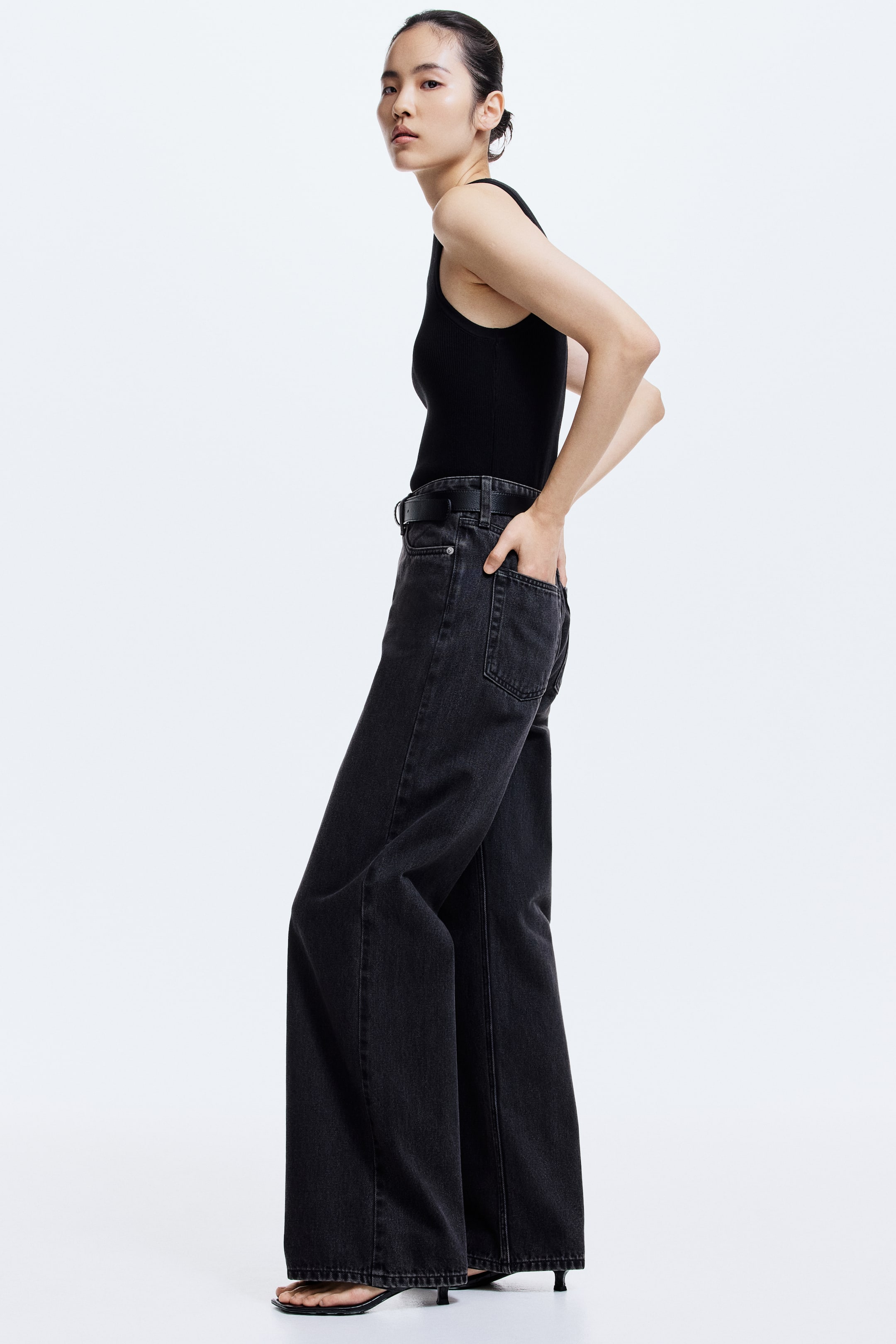 Wide High Waist Jeans - Black